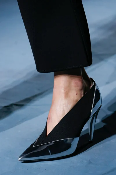 Look 60